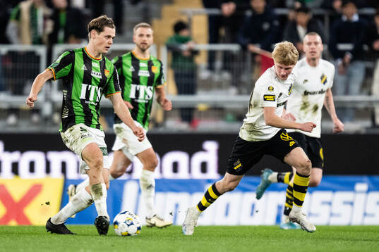 GAIS Axel Henriksson och AIKs Andreas Redkin