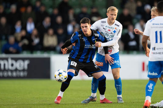 Sirius Robbie Ure och Värnamos Victor Larsson