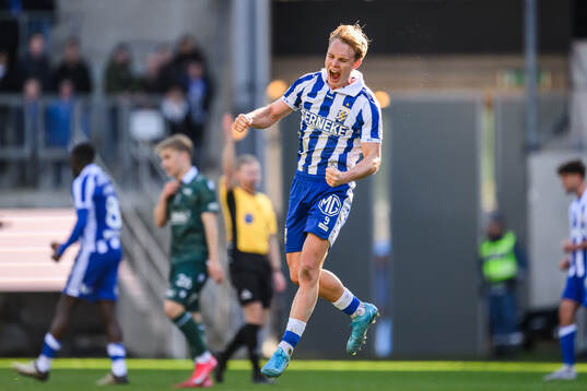 IFK Göteborgs Max Fenger jublar