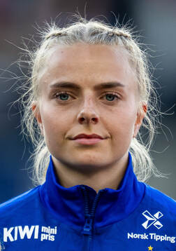 Emilie Woldvik of Norway line up