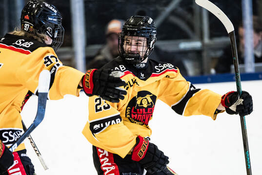 Luleås Måns Josbrant jublar