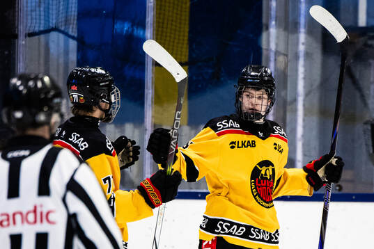 Luleås Benjamin Nyström jublar