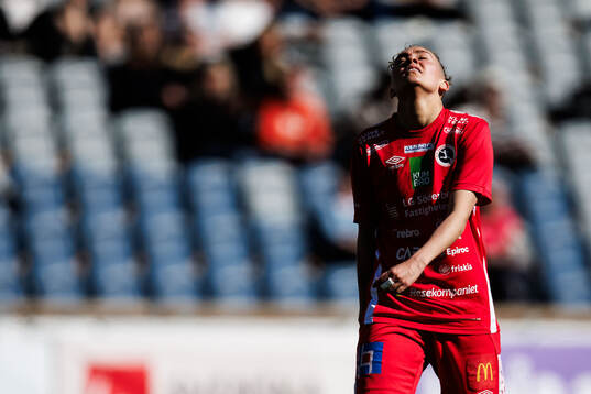 KIF Örebros Wilma Sjöholm deppar