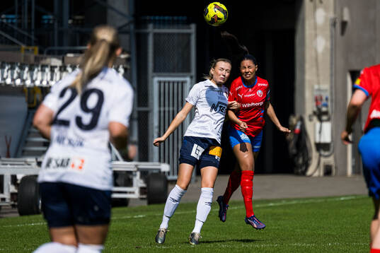Örgrytes Maja Wrångemyr och Helsingborgs Ebba Manglind