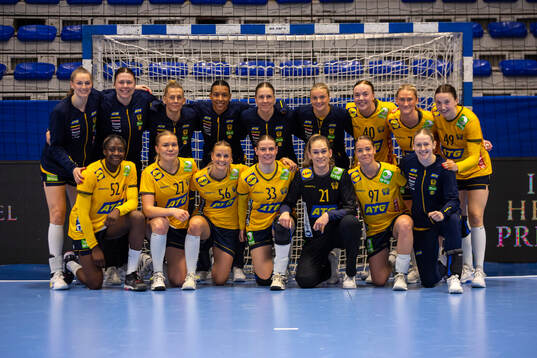 Bläddra bland fler bilder av IHF Women's World Championship Qualification, Kosovo - Sweden