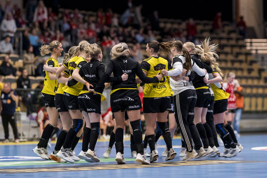 Sävehofs spelare jublar