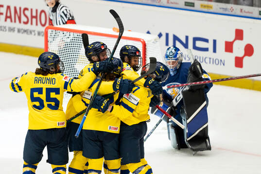 Jenna Raunio,Ebba Hedqvist, Josefin Bouveng ,Sara