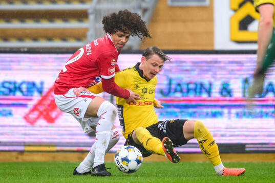 Degerfors Maill Lundgren och Elfsborgs Simon Hedlund