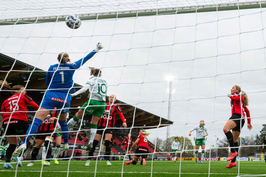 Hammarbys Smilla Vallotto gör 0-3