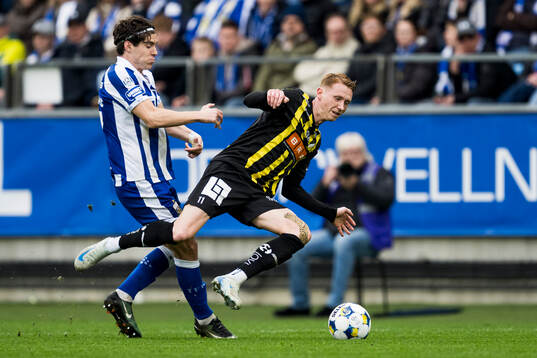 IFK Göteborgs Eman Markovic och Häckens Julius Lindberg