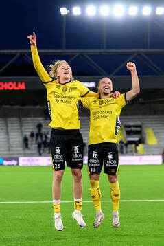 Elfsborgs Ludvig Richtnér och Niklas Hult jublar