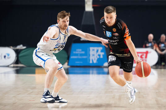 Bläddra bland fler bilder av Basket, SBL Herr, Semifinal 2, Borås - Luleå