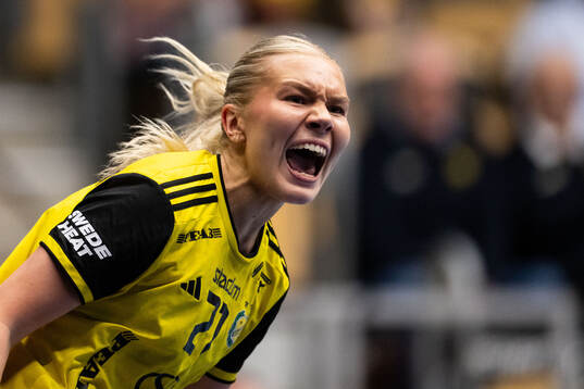 Sävehofs Thea Kylberg jublar