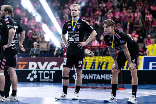 Faluns Casper Backby och Linus Holmgren deppar