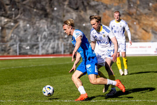 Oddevolds Linus Tornblad och GIF Sundsvalls Malte Hallin
