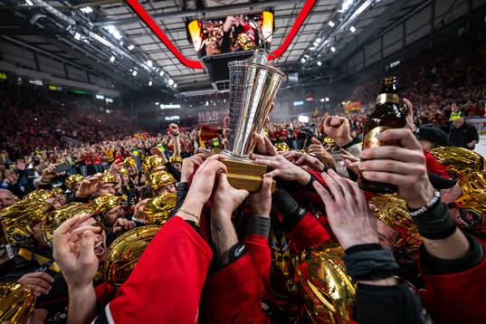 Bläddra bland fler bilder av Ishockey, SHL, Final 6, Luleå - Brynäs