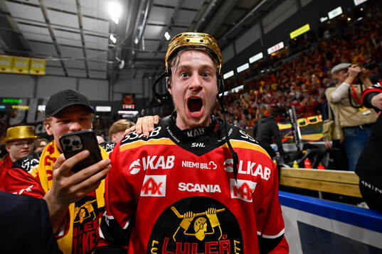 Luleås  Pontus Andreasson jublar
