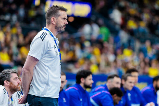 Head coach Guillaume Gille of France