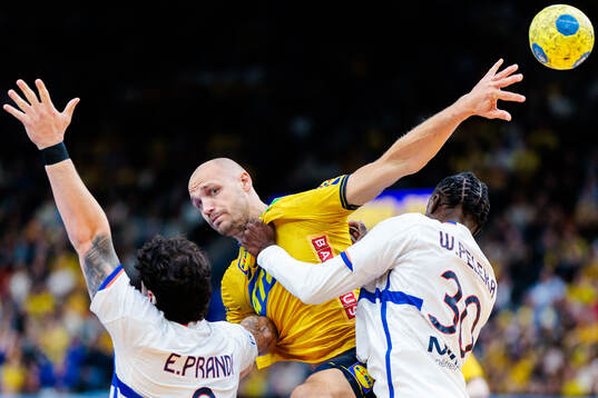 Bläddra bland fler bilder av Handball, EHF Euro Cup, Sweden - France