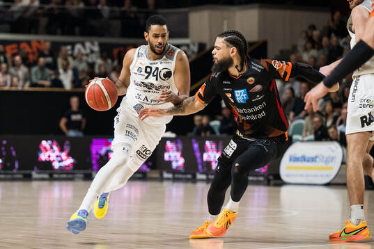 Norrköpings Nathan Dawit och Borås Trevor Blondin
