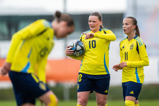 Sveriges Ellie Junetoft