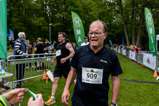 Niclas Sjöstrand  vid målgång av Änglamilen