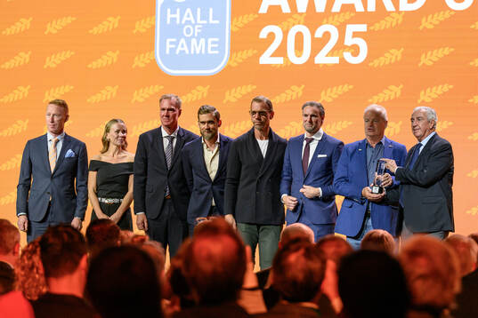 Bläddra bland fler bilder av Ice Hockey,  IIHF Contributors’ Award Ceremony