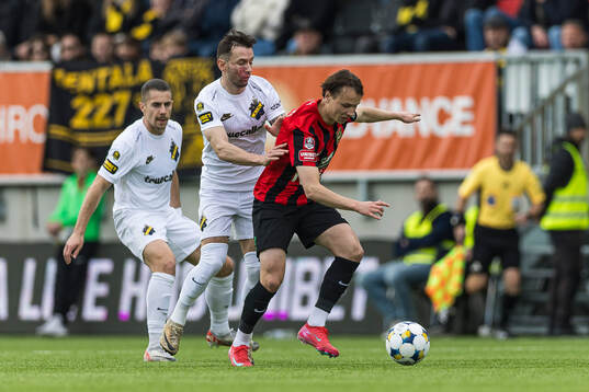 AIKs Bersant Celina och Brommapojkarnas Alex Timossi