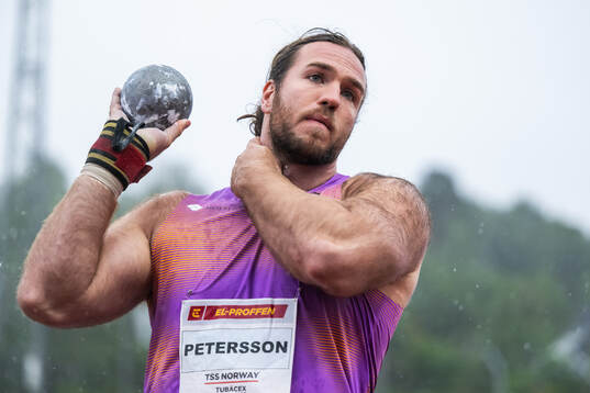 Victor Petersson of Sweden