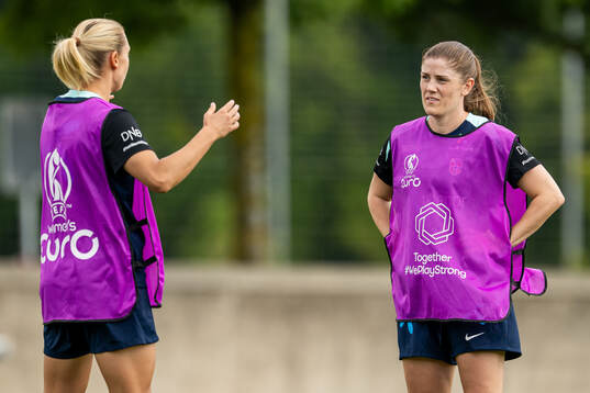 Lisa Naalsund and Maren Mjelde of the Norwegian women's
