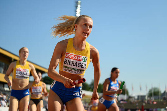 Tilde Bjerager and Moa Granat of Sweden compete in women's