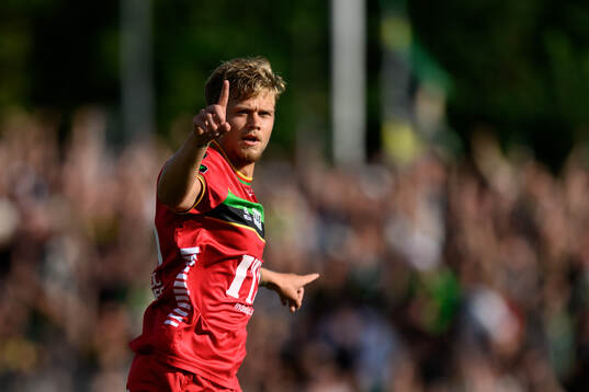 GAIS Kevin Holmén jublar