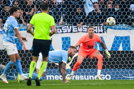 Goalkeeper Robin Olsen of Malmö FF