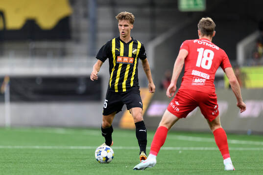 Samuel Leach Holm of Häcken