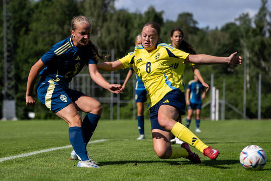 Maja Jernström och Elin Wallgren