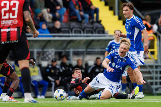 GIF Sundsvalls Malte Hallin och Östersunds Ahmed Bonnah