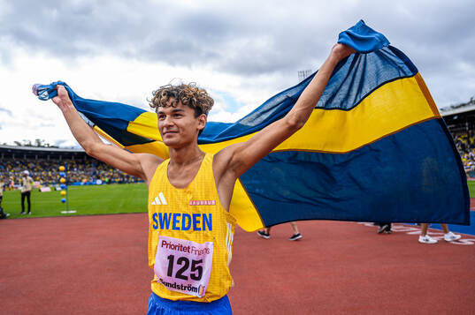 Melwin Lycke Holm of Sweden celebrates