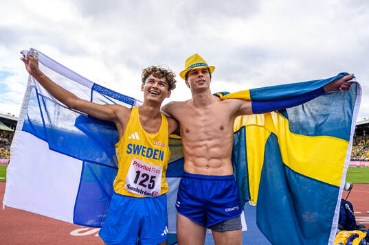 Melwin Lycke Holm of Sweden and Daniel Kosonen of Finland
