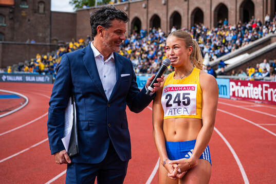 Julia Henriksson of Sweden celebrates