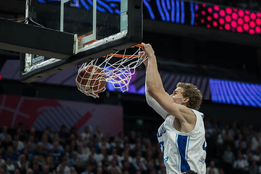 Lauri Markkanen of Finland