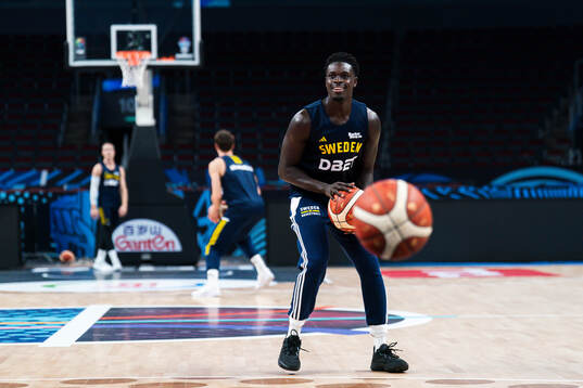 Barra Njie of Sweden at a practice session