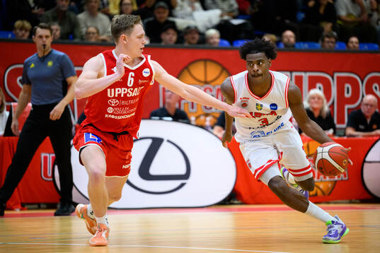 Uppsalas Hugo Tidare och Sloga Uppsalas Markeith Browning II