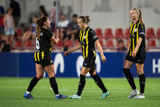 Mary Caroline Wickenheiser, Aivi Luik and Stine Sandbech of