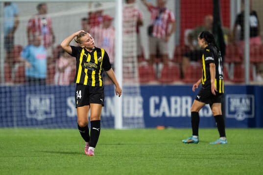 Matilda Nildén of Häcken looks dejected