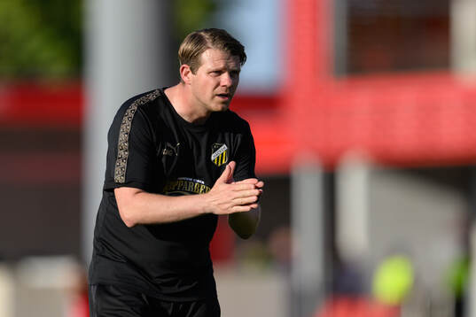 Assistant coach Vigan Berbatovci of Häcken