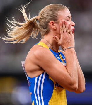 Julia Henriksson of Sweden
