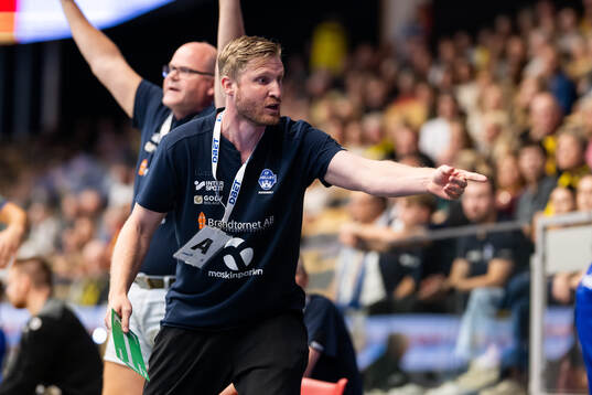 Hallbys tränare Jesper Östlund