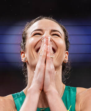 Nicola Olyslagers of Australia celebrates in women's high