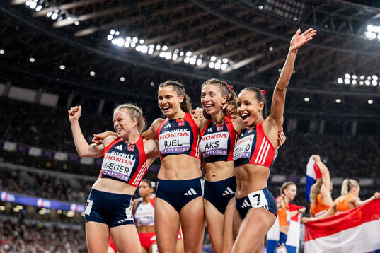 Henriette Jæger, Amalie Iuel, Lakeri Ertzgaard and