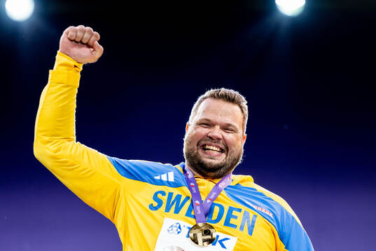 Gold medalist Daniel Ståhl of Sweden
